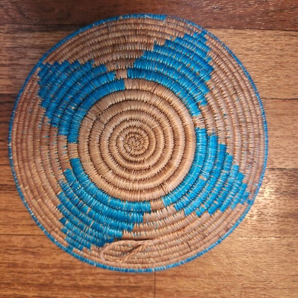 Baskets Set Round Wall Decor & Storage Pink/Brown and Blue/Tan 8" - Picture 5 of 7